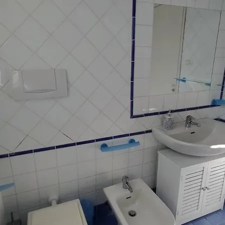 Villa Pentalocale Con Piscina E Spiaggia Incluse Taunus Vacanze Villa Girasoli 公寓 *